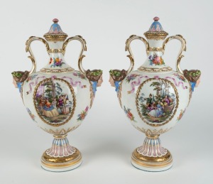 MEISSEN (attributed) German porcelain pair of mantel urns, 20th century, ​​​​​​​41cm high