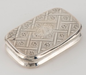 A Scottish sterling silver snuff box with engraved decoration, made in Edinburgh, in 1810, 8cm wide, 86 grams