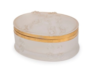 LALIQUE French frosted glass jewellery casket with floral decoration, circa 1970, engraved "Lalique France", 9cm high, 18cm wide, 14cm deep