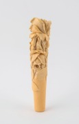 An antique carved ivory walking stick handle, 190th century, 18cm high&nbsp;