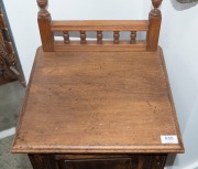 An antique pine pot cupboard, late 19th century, ​​​​​​​73cm high, 40cm wide, 38cm deep - 2