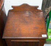 An antique English walnut pot cabinet, late 19th century, ​​​​​​​84cm high, 38cm wide, 34cm deep - 3