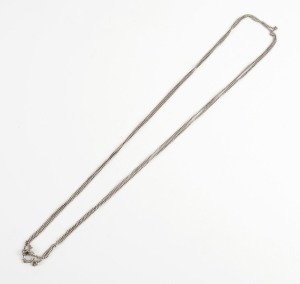 An antique sterling silver muff chain, 19th century, 138cm long, 19.3 grams