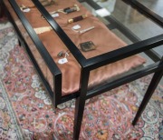 A jewellery display cabinet with black painted finish, 20th century, 80cm high, 120cm wide, 50cm deep - 3