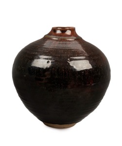 SHIGEO SHIGA studio pottery vase, impressed square seal mark near base, 26cm high