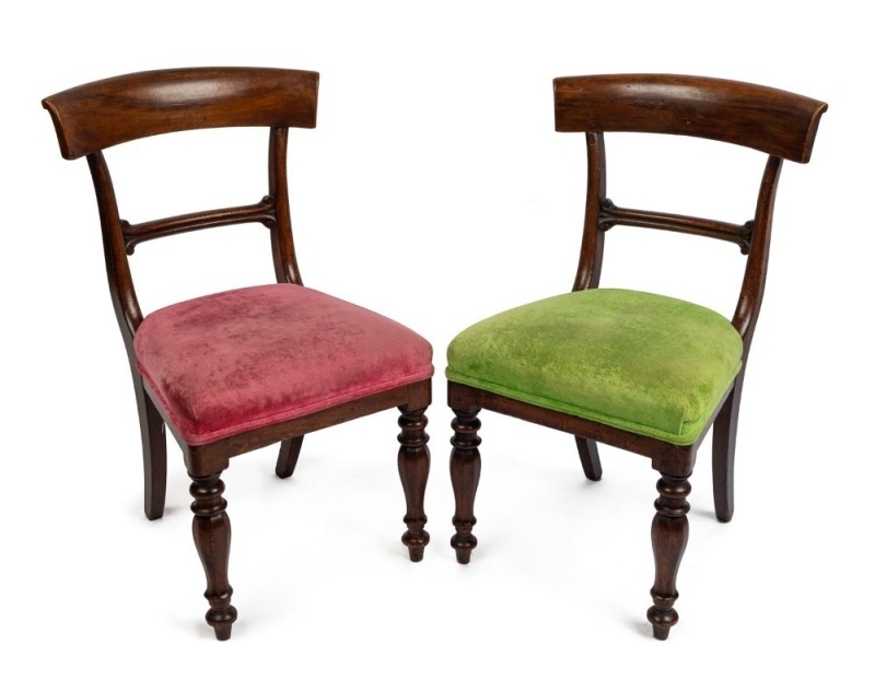 A pair of Tasmanian cedar spade back side chairs with reeded back splat and faceted turned front legs, (after a design by W. Smee & Sons) circa 1850 ​​​​​​​86cm high, 46cm wide