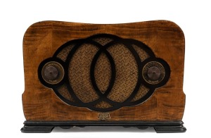 ASTOR "MICKEY MOUSE" OZ, walnut case mantle radio, original cloth and back plate and valve layout, 18.5cm high x 28cm wide