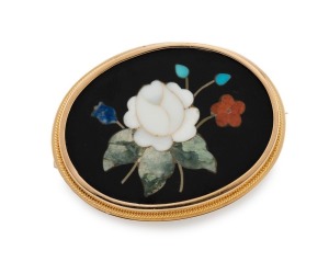 An antique Pietra dura oval brooch set in 18ct yellow gold, circa 1880, 4.3cm wide