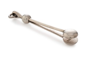 HENRY YOUNG of Melbourne, antique Australian silver skirt lifter, 19th century. stamped "H. YOUNG", ​​​​​​​7.5cm long