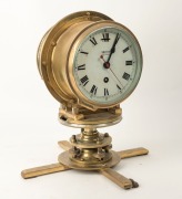 SMITHS ship's bulkhead clock and marine aneroid barometer mounted back to back on a revolving base, 19th/20th, ​​​​​​​33cm high - 2