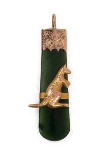 An antique New Zealand greenstone fob mounted in 9ct rose gold with kangaroo adornment, 19th century, 4.5cm high