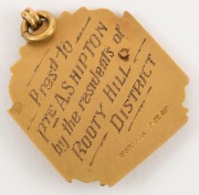 AUSTRALIAN COMMONWEALTH MILITARY FORCES: 9ct gold fob badge presented to "Pte A. Shipton by the residents of Rooty Hill District"; weight 6gr. - 2