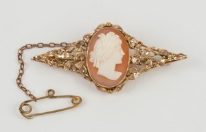 An antique 9ct gold and cameo brooch, early 20th century, stamped "9ct", ​​​​​​​5cm wide, 5.7 grams