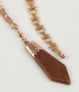 A 14ct gold fancy link chain with antique goldstone fob, 19th/20th century, the chain 42cm long, 13.5 grams - 2