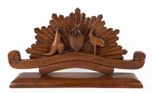 FEDERATION handsome standing coat of arms carved in solid fiddleback blackwood, late 19th century, ​​​​​​​26cm high, 46.5cm wide