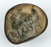 DAVID & HERMIA BOYD pair of pottery bowls decorated with sgraffito angels (note: one damaged and repaired), incised "D + H Boyd", 5cm high, 13cm wide - 4