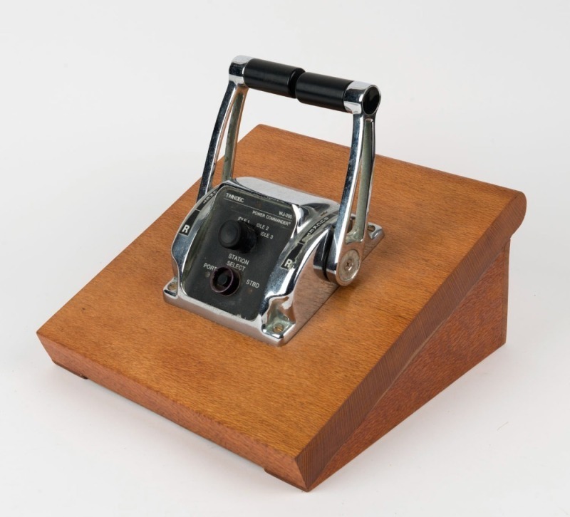 Navy boat controller mounted on a silky oak base, 20th century, ​​​​​​​29cm wide overall