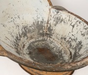 An antique galvanized metal hip bath with original painted finish, 19th century, ​​​​​​​53cm high, 71cm wide, 90cm deep - 2