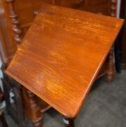 An antique Australian solid cedar music stand with adjustable post, 19th century, 125cm high - 4