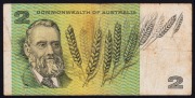 Banknotes - Australia: Star Banknotes: TWO DOLLARS, Queen Elizabeth II, Coombs/Wilson (1966) ZFB 42371* star note (R.81S), F. - 2