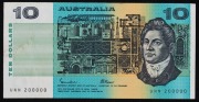 Banknotes - Australia: Decimal Banknotes: TEN DOLLARS, 1968-89: R.303, R.309 & R.312, mixed condition. (3). - 3
