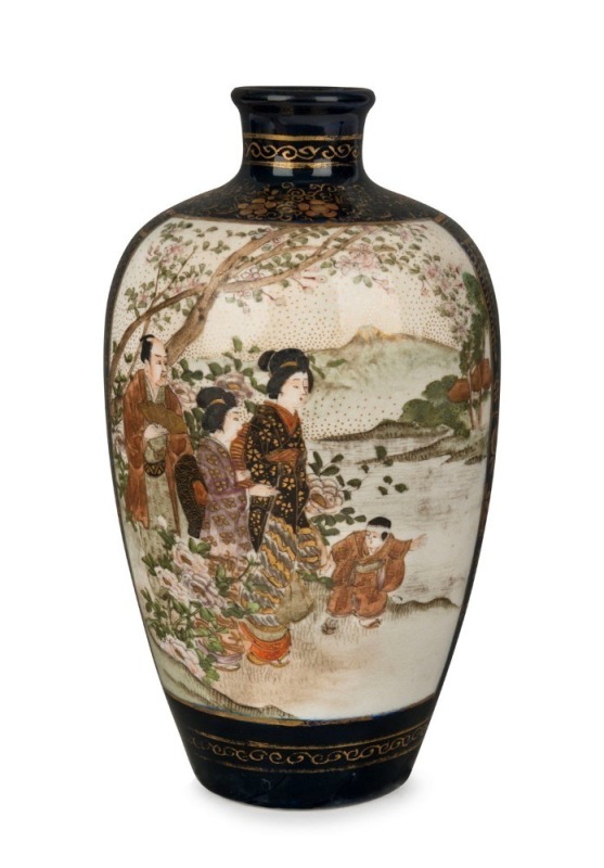 SATSUMA Japanese earthenware vase, Meiji period, 19th century, red and gold three character mark to base, ​​​​​​​15.5cm high