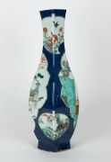 An antique Chinese famille vert hexagonal form porcelain vase, Qing Dynasty, 18th/19th century, underglaze four character mark to base, 44cm high - 2