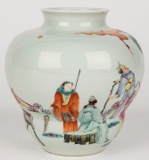 An antique Chinese porcelain vase with polychrome enamel decoration of the Star Gods, seal mark to base, 13cm high - 3