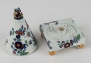 SPODE antique English porcelain&nbsp;pastille burner and conical cover with floral decoration and lion paw feet, circa 1820, blue factory mark "SPODE", ​​​​​​​12cm high - 3