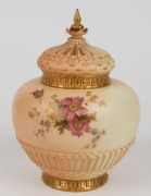 ROYAL WORCESTER antique English porcelain potpourri vase, 19th/20th century, green factory mark to base, 19cm high - 2
