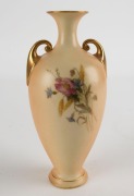 ROYAL WORCESTER antique English porcelain vase with hand-painted with floral sprays decoration and gilded handles, early 20th century, green factory mark to bases, 20cm high&nbsp; - 2