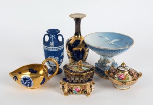 WEDGWOOD blue Jasper ware classical vase, BING & GRONDAHL compote, W. & R. CARLTON WARE blue and gilt vase, COALPORT blue and gilt bon bon dish, AYNSLEY trinket box, CROWN STAFFORDSHIRE pen holder and a lidded vase, (7 items), the largest 15.5cm high