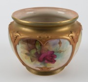 ROYAL WORCESTER antique English porcelain jardiniere with hand-painted rose decoration, circa 1918, green factory mark to base, ​​​​​​​13.5cm high, 17cm wide - 2