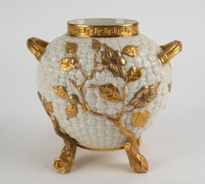 ROYAL WORCESTER antique English porcelain basket-weave vase with gilt floral decoration, 19th century, green factory mark to base, ​​​​​​​20cm high