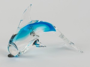 FORMIA Murano glass dolphin statue, with original label "Formia, made in Italy, Vetri Di Murano", 13cm long