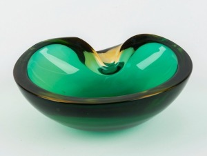 ARCHIMEDES SEGUSO (attributed) Murano green and yellow glass bowl,  6.5cm high, 18cm wide