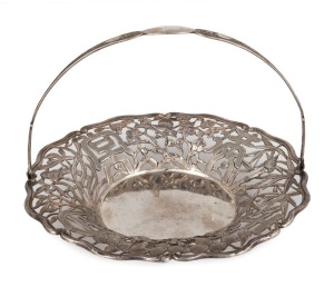 A Chinese export silver pierced basket, 19th/20th century, 20cm wide, 224 grams
