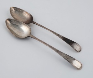 A pair of Georgian sterling silver tablespoons, by Richard Ferris of Exeter, circa 1796, 23cm long, 100 grams total