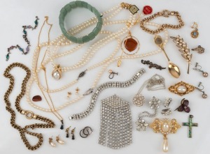 Costume jewellery, jade bracelet, spoon etc (qty)