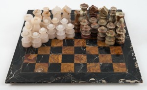 CHESS SET, carved onyx pieces with board, 20th century, (33 items), the largest piece 9cm high