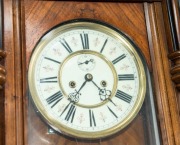 Vienna regulator twin weight wall clock in walnut case with roman numerals and subsidiary dial, 19th century, 115cm high  - 2