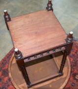 An antique Irish circular occasional table with stunning marquetry top, 19th century - 6