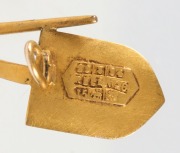 COOLGARDIE Western Australian goldfields antique 15ct gold brooch, ​​​​​​​pictorial maker's marks, stamped "15", 6cm wide, 8.1 grams - 2