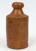 THOMAS FIELD (Sydney), antique pottery ginger beer bottle, ​​​​​​​impressed "T. FIELD POTTERY, SYDNEY", 16cm high - 2