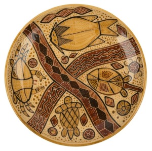 CARL COOPER pottery plate with marine animal decoration, incised "Carl Cooper, Australia, 1950", 21.5cm diameter