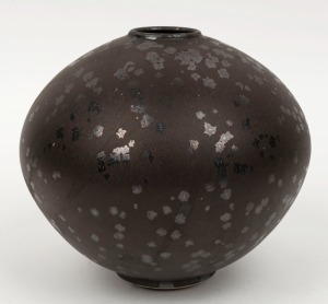 PAUL DAVIS studio pottery vase with brown crystalline glaze,  signed "Paul Davis", 16cm high 