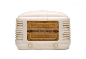 ASTOR MICKEY: Cream bakelite mantle radio, late 1940s.