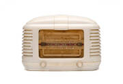 ASTOR MICKEY: Cream bakelite mantle radio, late 1940s.