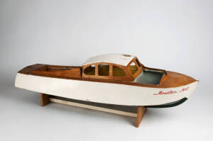 MODEL BOAT: Vintage wooden motorboat "Mountain Mist Boronia", with engine & stand, c1950s. 94cm