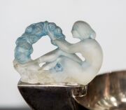 LALIQUE&nbsp;"Deux Figurines Grandes" French frosted and stained figural glass mounted sterling silver bowl by Crichton Brothers, early 20th century, 10.5cm high, 20.5cm wide - 6